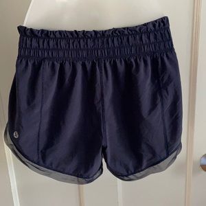 Lululemon navy blue shorts size 2